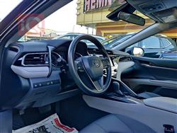 تۆیۆتا کامری